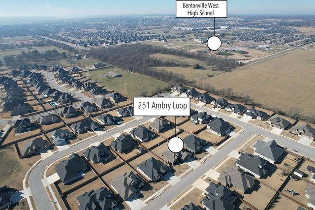 251 Ambry Loop, Centerton, AR 72719