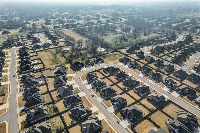 251 Ambry Loop, Centerton, AR 72719