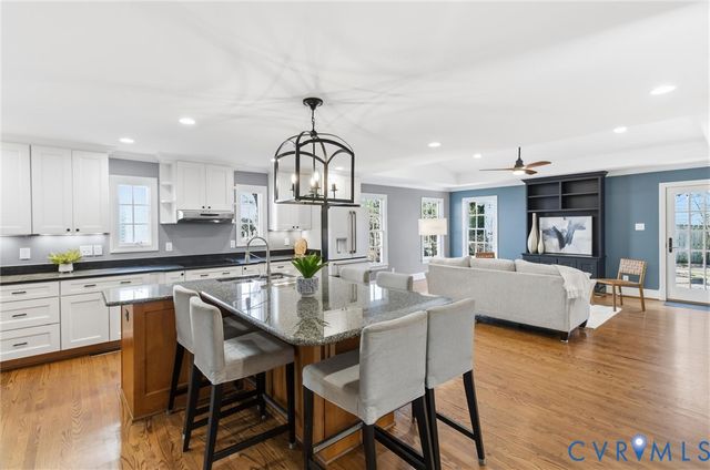 7615 Sweetbriar Rd, Henrico, VA 23229