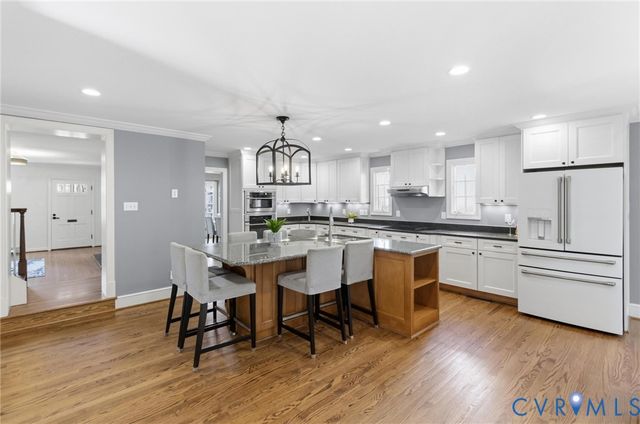 7615 Sweetbriar Rd, Henrico, VA 23229