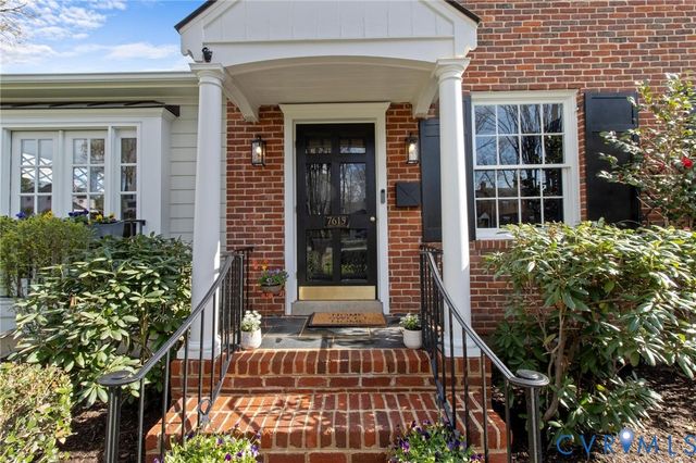 7615 Sweetbriar Rd, Henrico, VA 23229