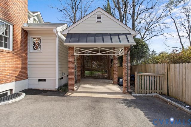 7615 Sweetbriar Rd, Henrico, VA 23229