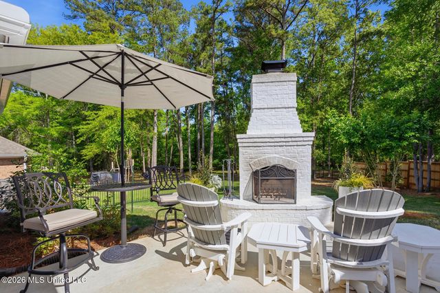 304 Fairway Cove, Brandon, MS 39047
