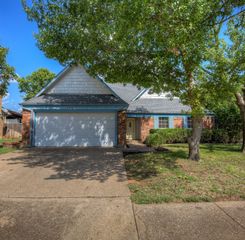4309 Oldfield Drive, Arlington, TX 76016