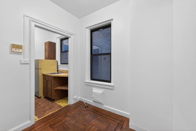 30 W 90th St Apt 1E, New York City, NY 10024