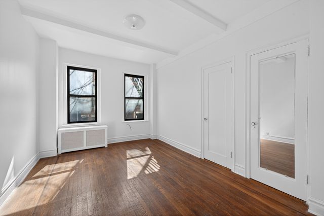 30 W 90th St Apt 1E, New York City, NY 10024