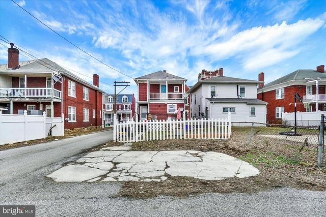 626 S PERSHING AVE, York, PA 17401