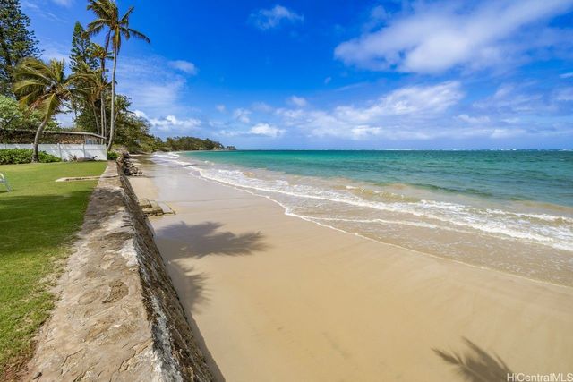 53-655 Kamehameha Highway, Hauula, HI 96717