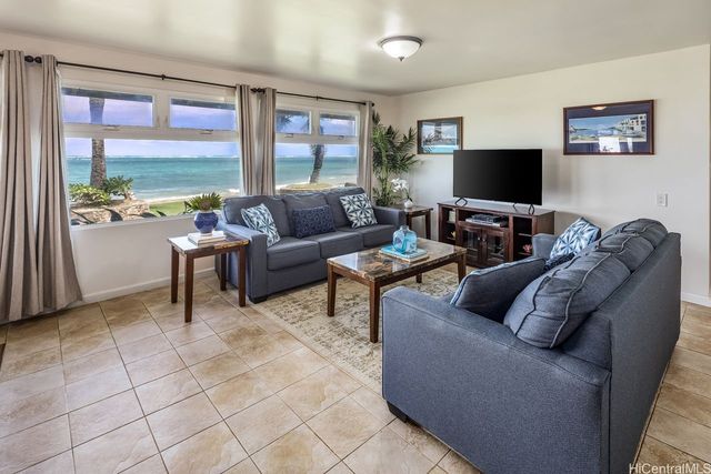 53-655 Kamehameha Highway, Hauula, HI 96717