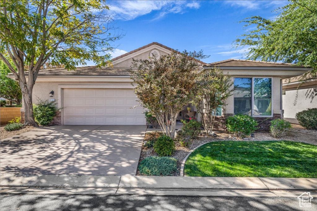 4268 S AMBASSADOR DR, St. George, UT 84790