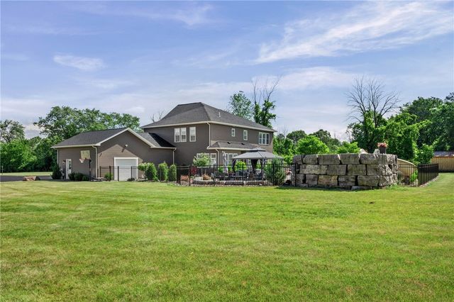 2885 Ridgeway Avenue, Greece, NY 14626