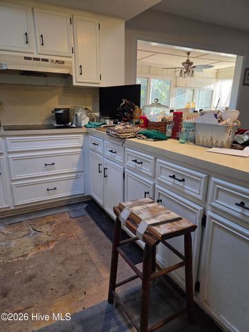 1 Crane Court SW, Calabash, NC 28467