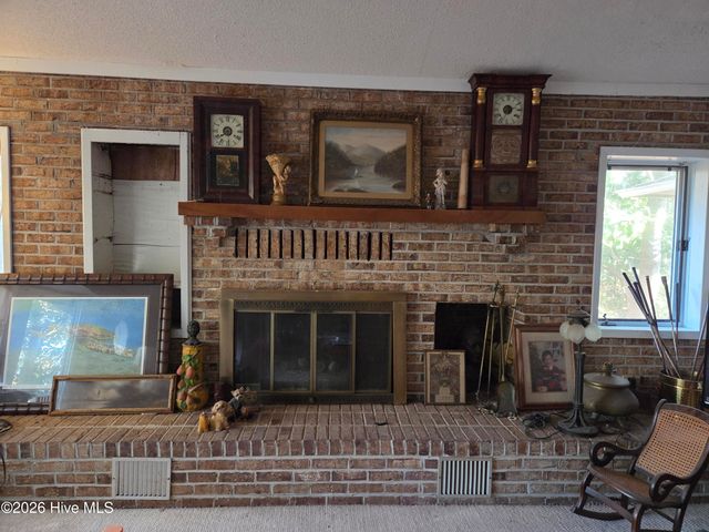 1 Crane Court SW, Calabash, NC 28467