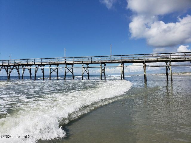 1 Crane Court SW, Calabash, NC 28467