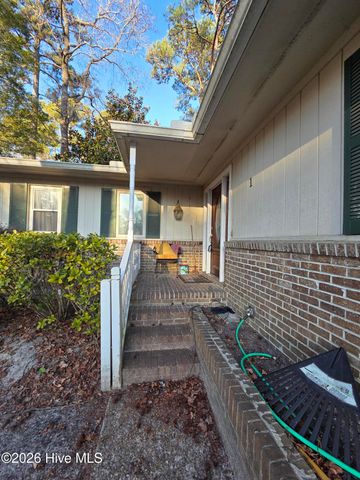 1 Crane Court SW, Calabash, NC 28467