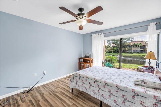 875 S VILLAGE DRIVE N 101, St Petersburg, FL 33716