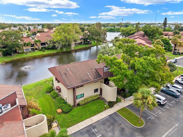 875 S VILLAGE DRIVE N 101, St Petersburg, FL 33716