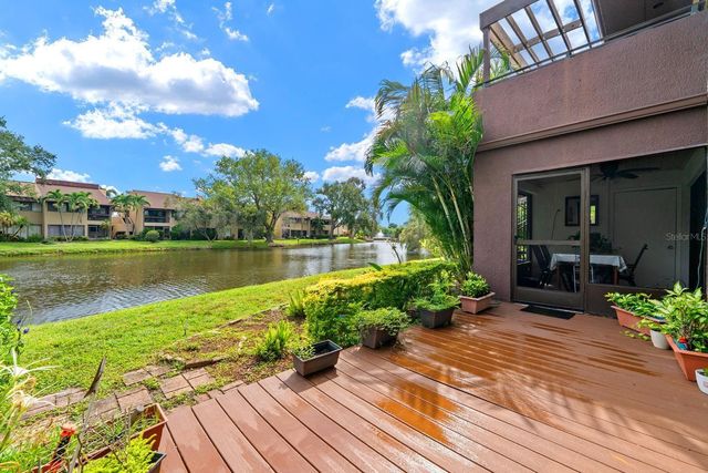 875 S VILLAGE DRIVE N 101, St Petersburg, FL 33716
