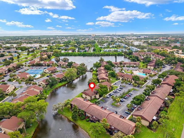 875 S VILLAGE DRIVE N 101, St Petersburg, FL 33716