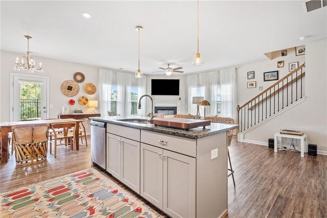 175 Madison Bend, Woodstock, GA 30188