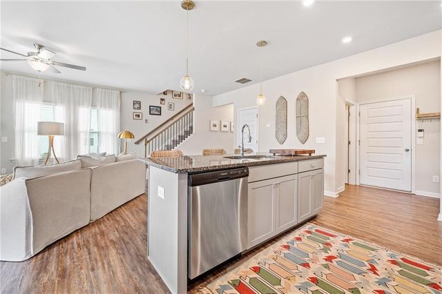175 Madison Bend, Woodstock, GA 30188