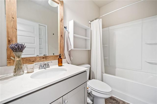 175 Madison Bend, Woodstock, GA 30188