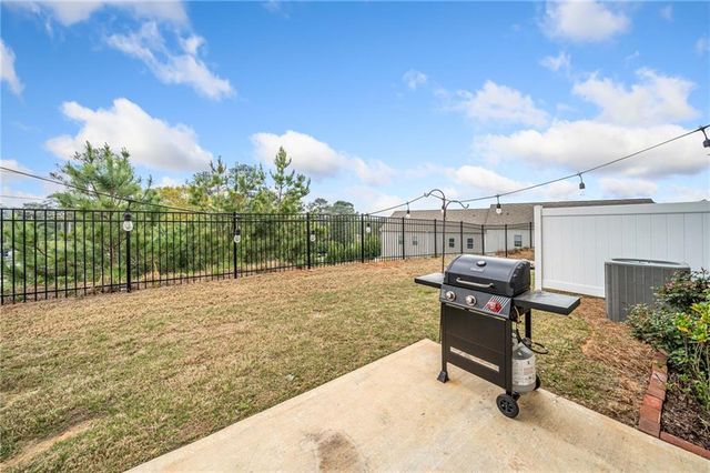 175 Madison Bend, Woodstock, GA 30188