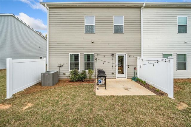 175 Madison Bend, Woodstock, GA 30188