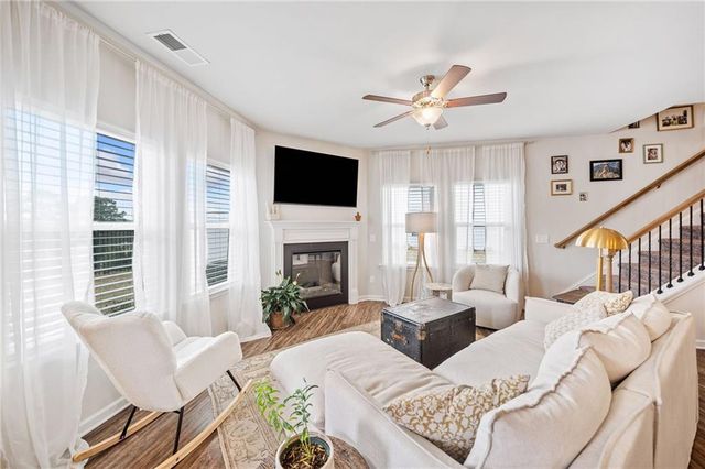 175 Madison Bend, Woodstock, GA 30188