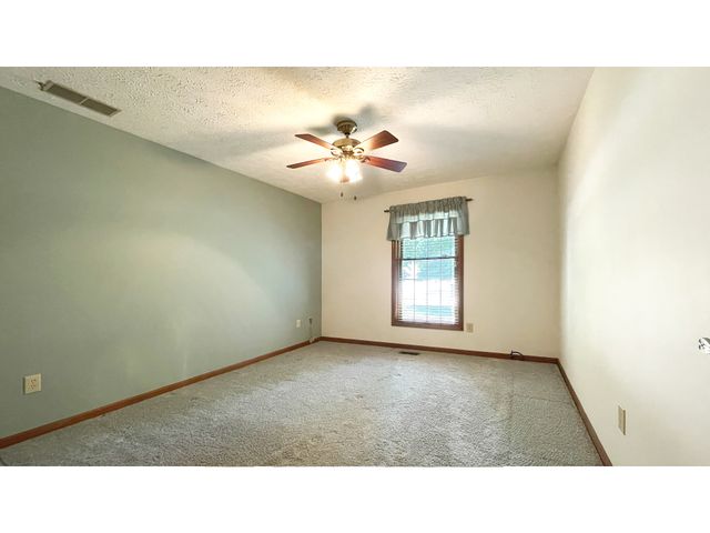 534 Swan Drive, Fortville, IN 46040