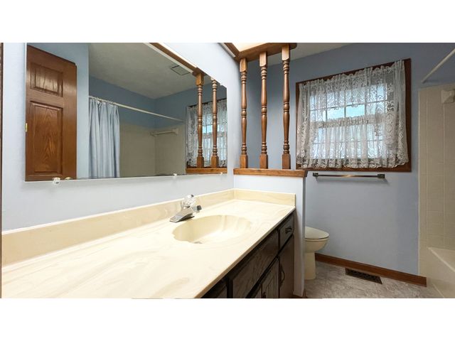 534 Swan Drive, Fortville, IN 46040