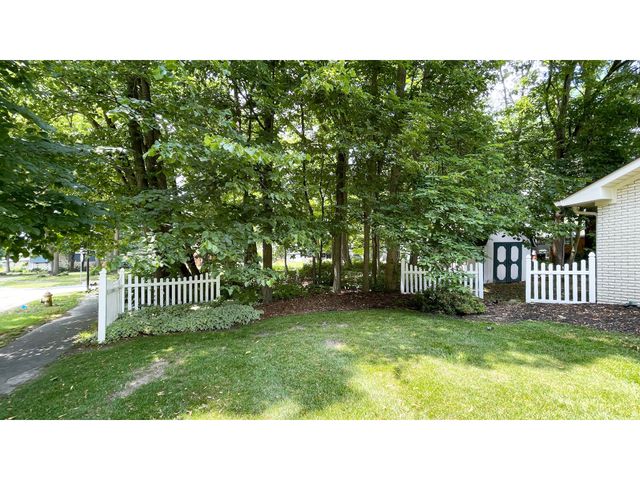 534 Swan Drive, Fortville, IN 46040