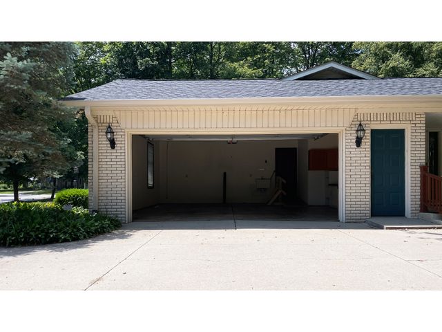 534 Swan Drive, Fortville, IN 46040