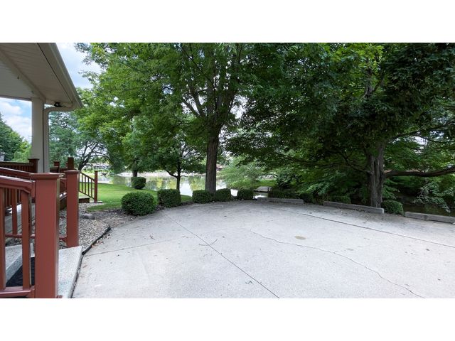 534 Swan Drive, Fortville, IN 46040