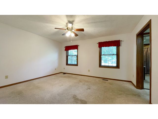 534 Swan Drive, Fortville, IN 46040