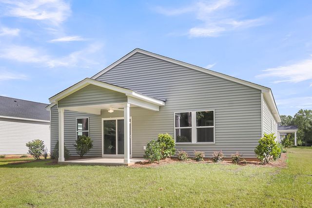 1915 Deercreek Drive, Manning, SC 29102