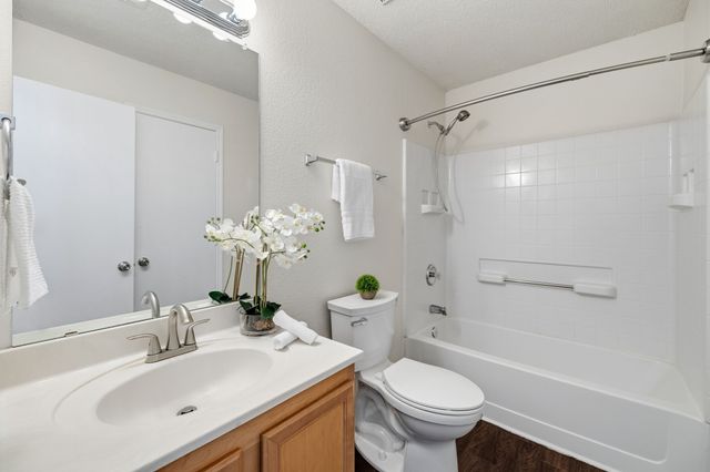 904 Canary Drive, Saginaw, TX 76131