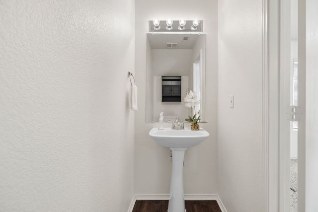 904 Canary Drive, Saginaw, TX 76131