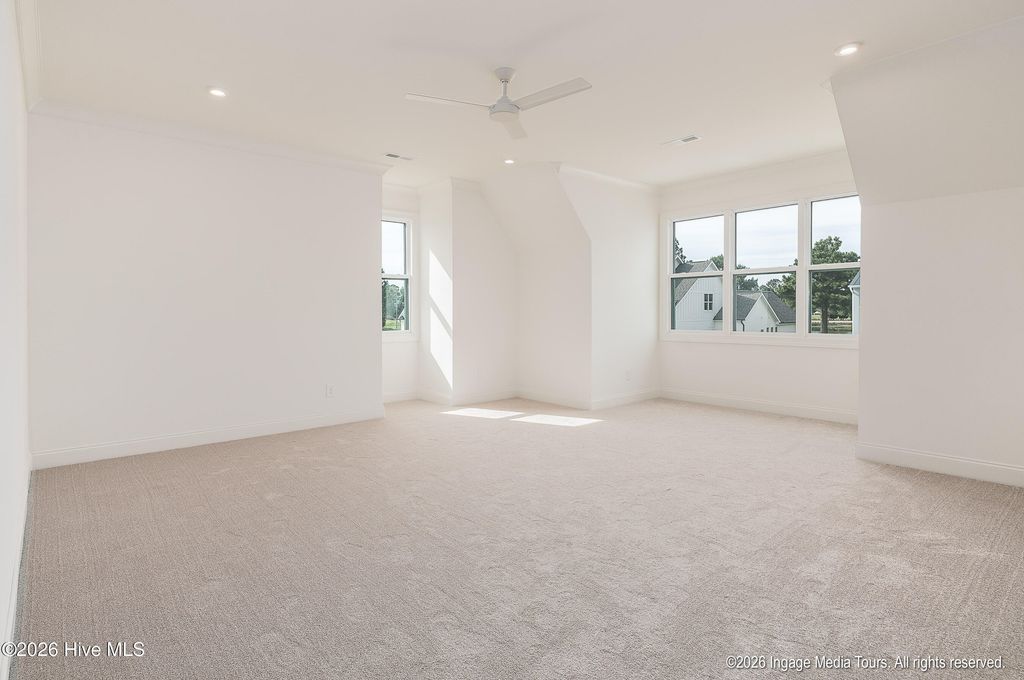 Image 21 of property listing at 16 Pinewood Cove, Snow Hill, NC 28580