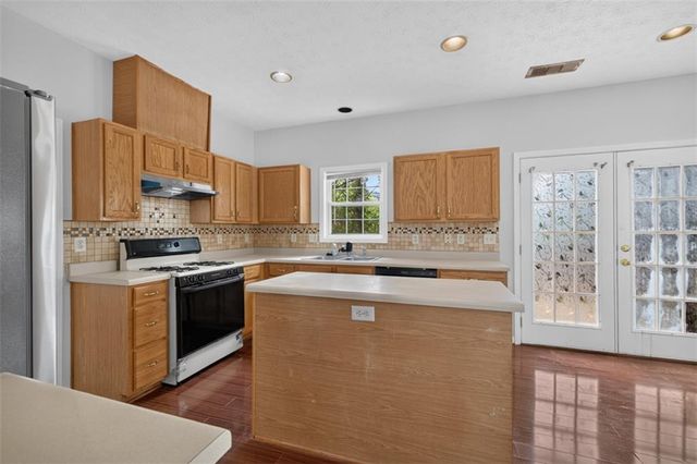 368 Celia Glen Court, Lawrenceville, GA 30044