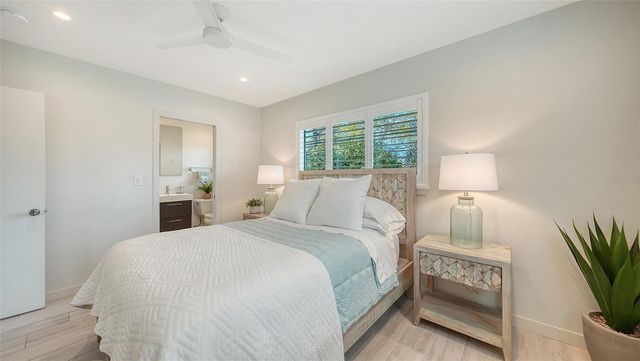 2323 GROVE STREET, Sarasota, FL 34239