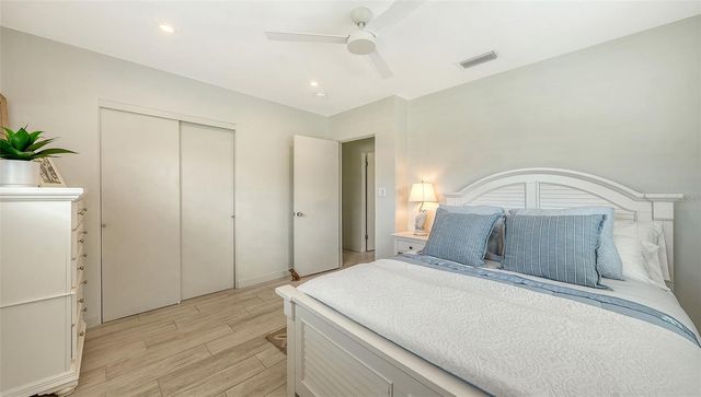 2323 GROVE STREET, Sarasota, FL 34239