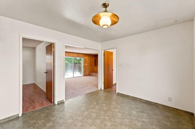 6354 N 11th Street, Fresno, CA 93710