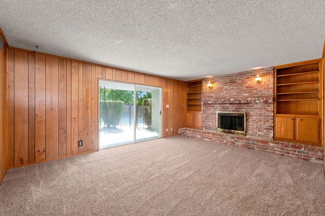 6354 N 11th Street, Fresno, CA 93710