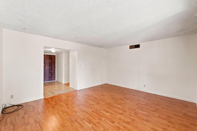 6354 N 11th Street, Fresno, CA 93710