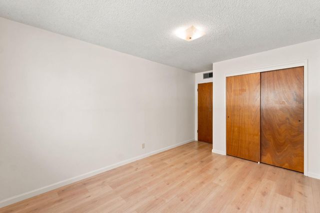 6354 N 11th Street, Fresno, CA 93710