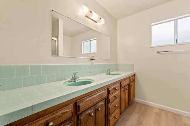 6354 N 11th Street, Fresno, CA 93710