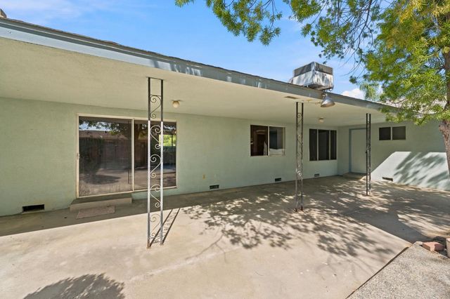 6354 N 11th Street, Fresno, CA 93710