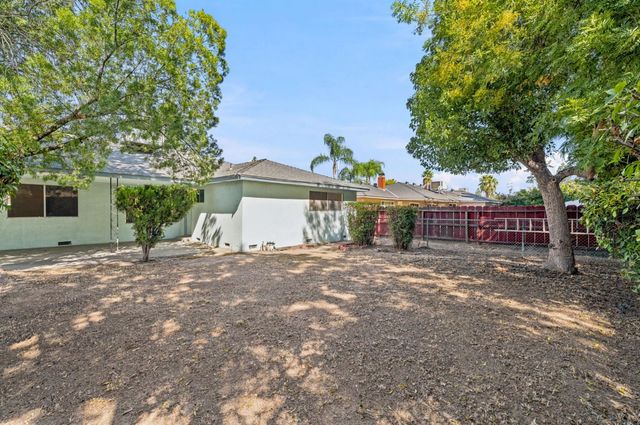6354 N 11th Street, Fresno, CA 93710