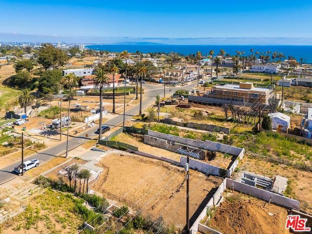 625 Swarthmore Avenue, Pacific Palisades, CA 90272